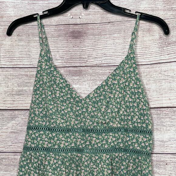 Francesa's Miami Green Floral Rose Cami Girly Cottage Cowgirl Top Medium New - Picture 13 of 14
